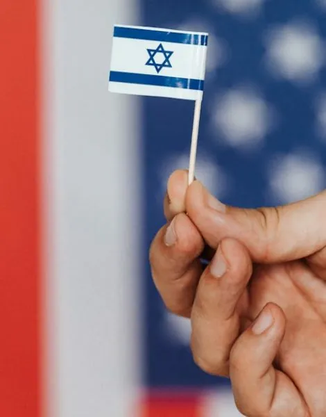 image_68df78e45c3051.86486194